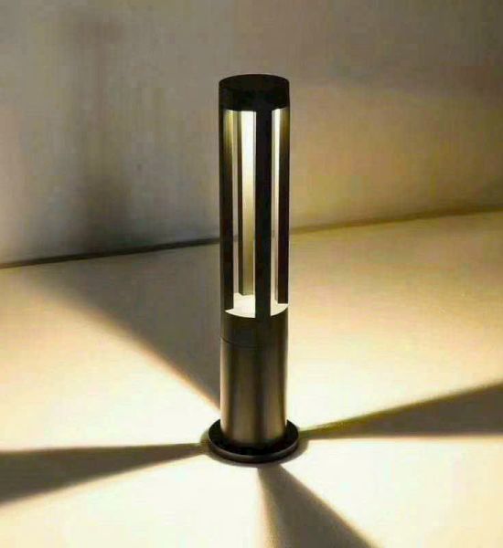 Đèn trụ sân vườn LED hiện đại – Điểm nhấn ánh sáng tinh tế cho không gian ngoài trời