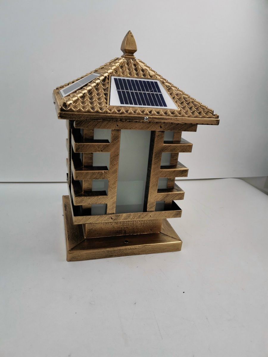 Đèn trụ cổng năng lượng mặt trời giá rẻ.3