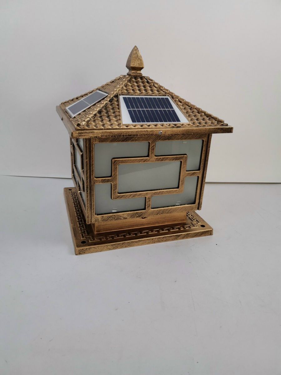 Đèn trụ cổng năng lượng mặt trời giá rẻ. 4