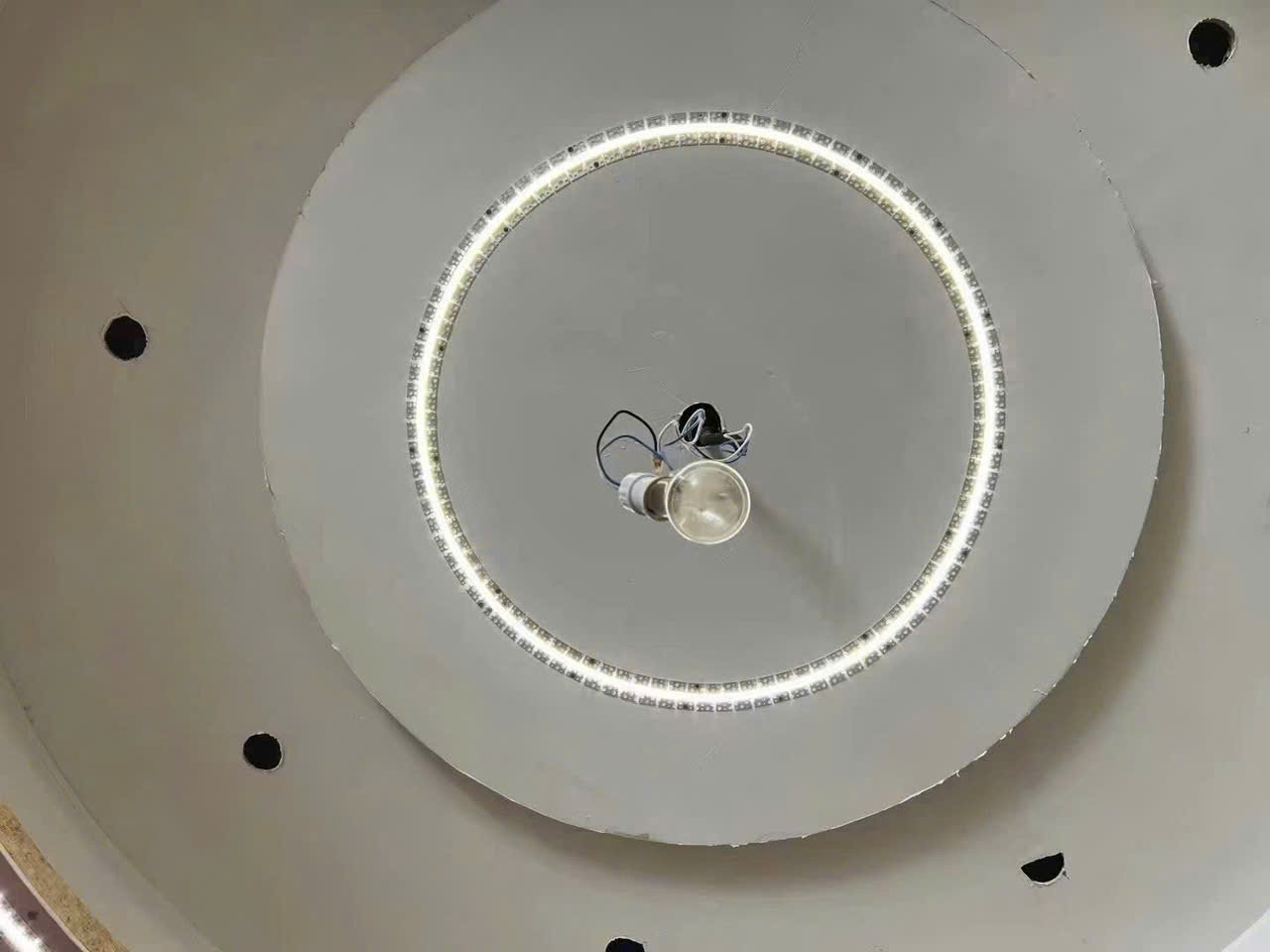 Thanh nhôm định hình LED âm trần 1